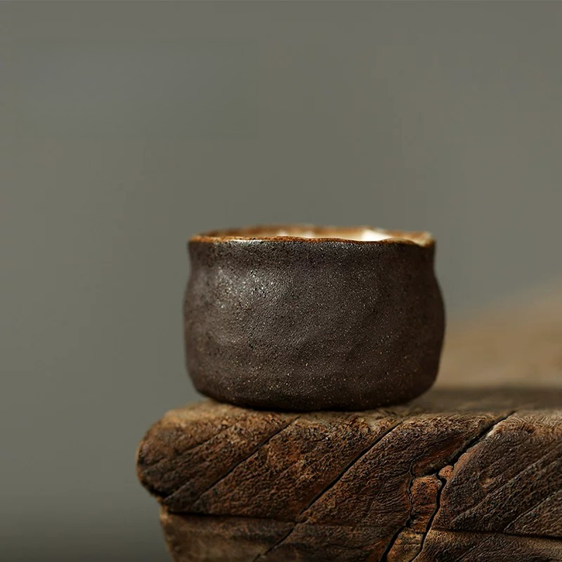 Handmade Ceramic Mug - Handgemaakte Wabi Sabi ruwe keramiek theekop